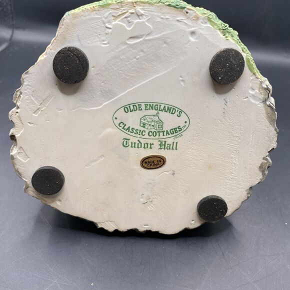 Olde England Classic Cottages Tudor Hall House Figurine Cottage Decor Collectibl - Picture 8 of 8